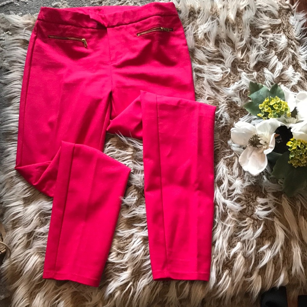 Hoy pink pants